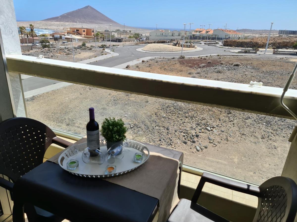 Apartment Barraquito, Balcony With Sea View, Close To The Beach, Wifi, Ideal For Surfers El Médano Exterior photo