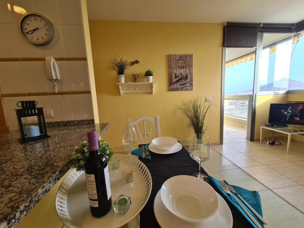 Apartment Barraquito, Balcony With Sea View, Close To The Beach, Wifi, Ideal For Surfers El Médano Exterior photo