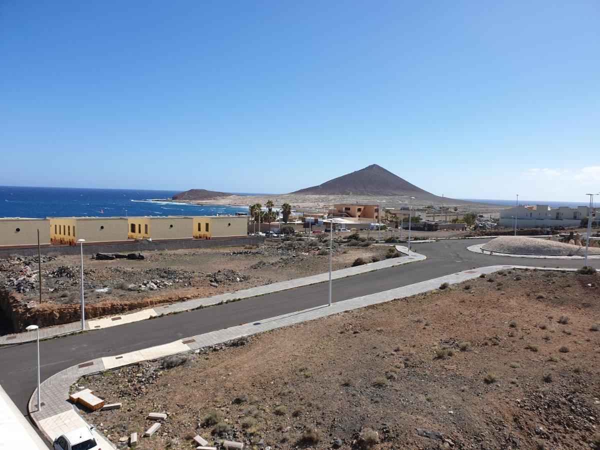 Apartment Barraquito, Balcony With Sea View, Close To The Beach, Wifi, Ideal For Surfers El Médano Exterior photo